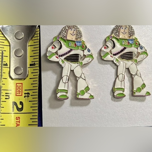 NWT ⚜️💚 ⚜️ Baublebar x Disney Pixar Toy Story Buzz Light Earrings - Picture 5 of 6